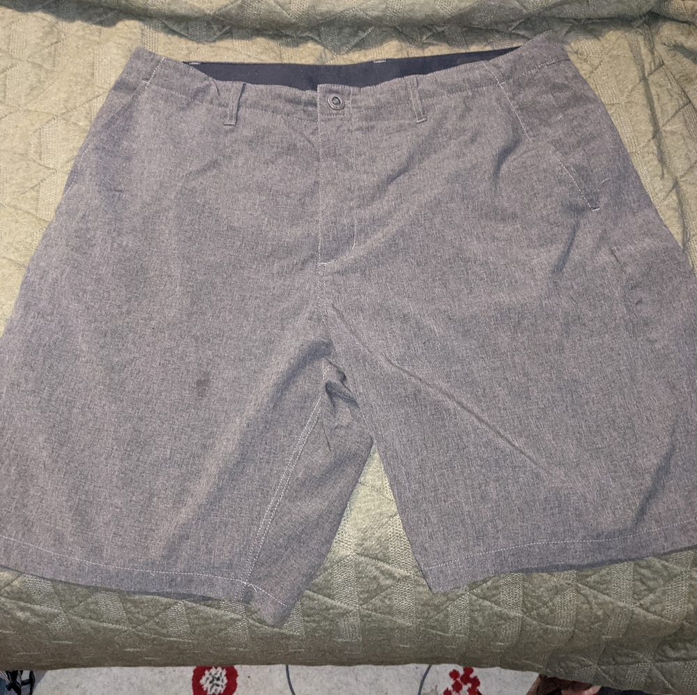 Volcom shorts